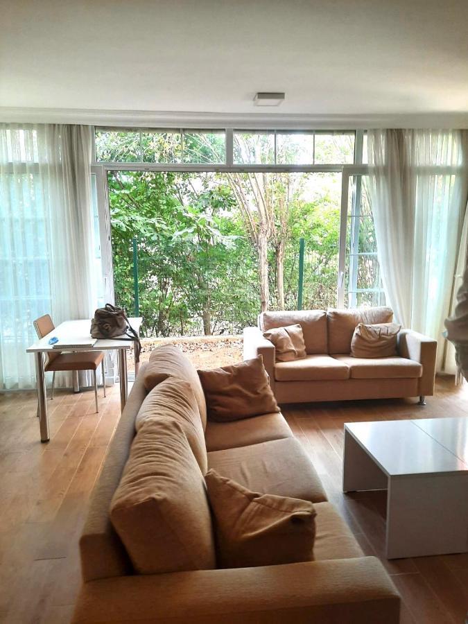 Lovely Escape House In A Frame With Garden Istanbul Exterior photo